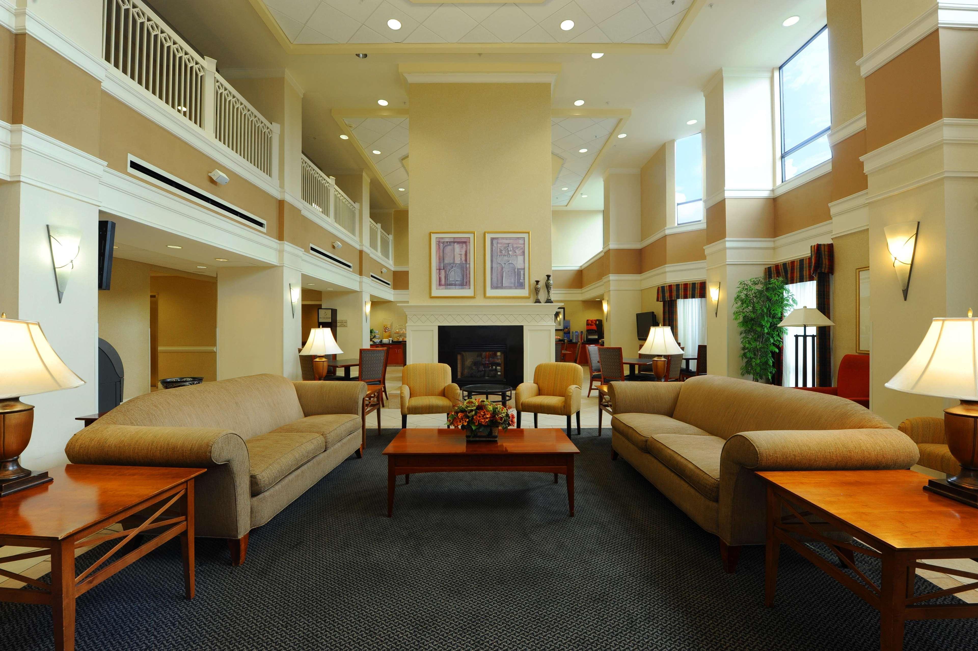 Hampton Inn & Suites-Atlanta Airport North-I-85 Hapeville Buitenkant foto